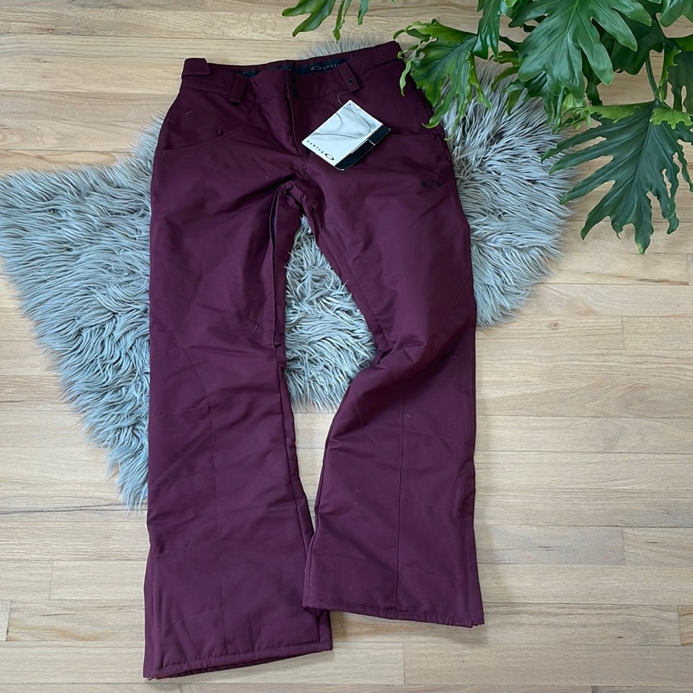 NWT Oakley Quebec insulted ski/board pant